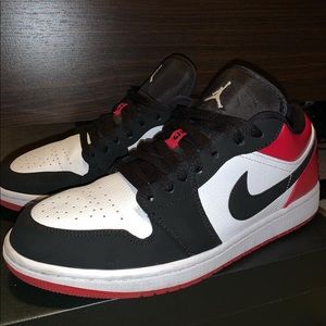 Jordan 1 low Black Toe